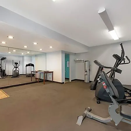 Quality & Airport Hotel Charlotte