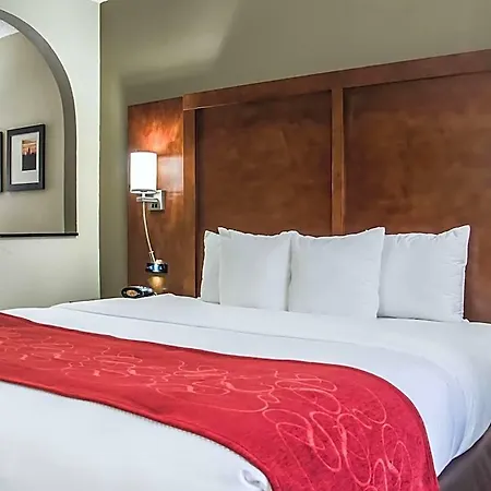 Hotel Comfort - Research Park 4*