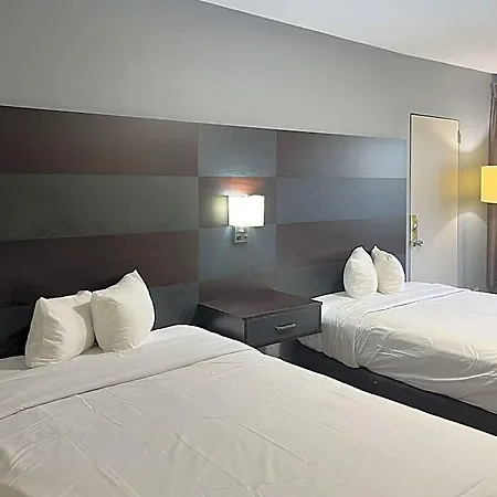 Hotel 6 Charlotte, Nc - Airport South 2*