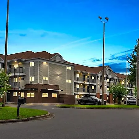Hotel Suburban - Ballantyne 3*