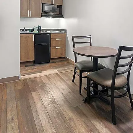 Suburban - Ballantyne Charlotte