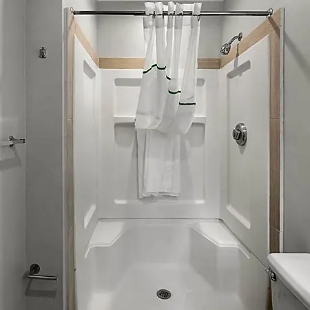 Suburban - Ballantyne 3* Charlotte