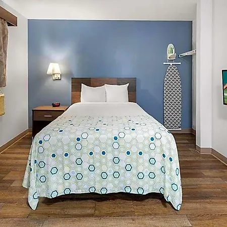 Hotel Suburban - Ballantyne 3*