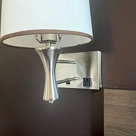 Hotel Suburban - Ballantyne