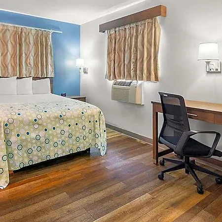 Suburban - Ballantyne 3* Charlotte