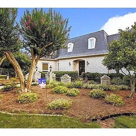Matthews Manor 4* Charlotte