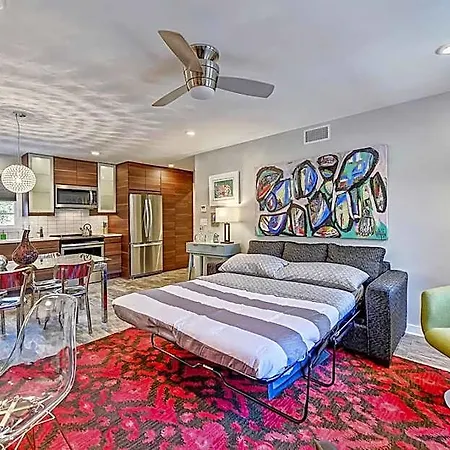 The Collection Clt: 510 Queens Charlotte