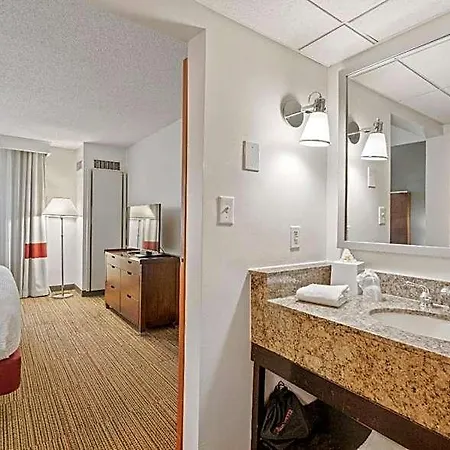315 Loso Airport 4*