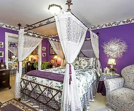 Matthews Manor 4* Charlotte