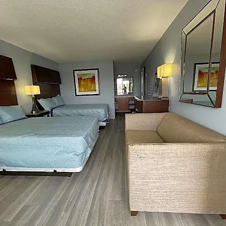 Lamplighter By Oyo Airport Area Hotel 2*