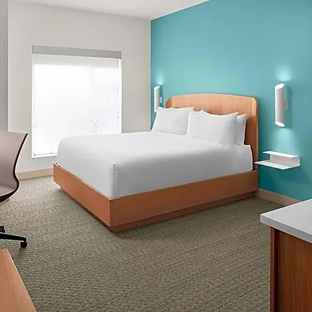 Hotel Element By Marriott Uptown