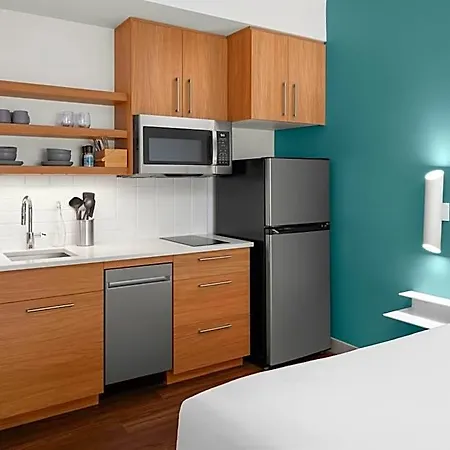 Hotel Element By Marriott Uptown