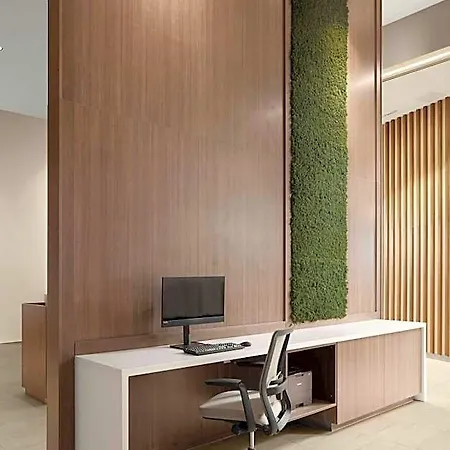Hotel Element By Marriott Uptown 4*