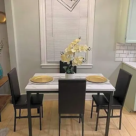Be Our Guest Boho 2.0 Apartment Charlotte