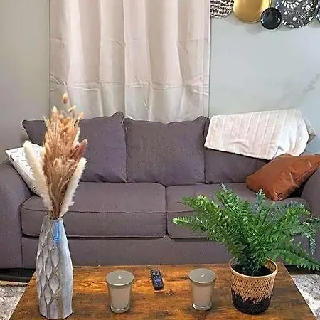 Be Our Guest Boho 2.0 *
