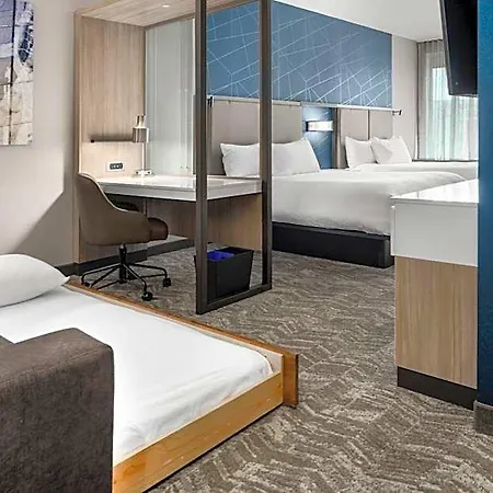 Springhill By Marriott Airport Pointe