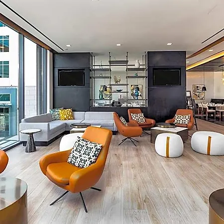 Hyatt Centric Southpark 4*