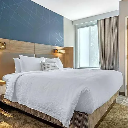 Springhill Southwest Hotel 3*