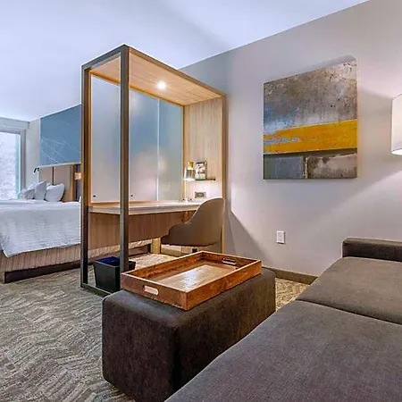 Springhill Southwest Hotel 3*