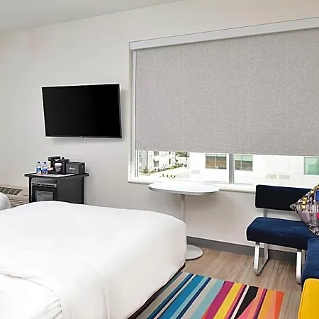Aloft By Marriott Airport Hotel 3*