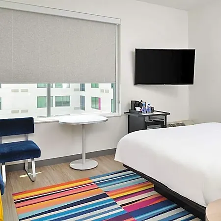 Hotel Aloft By Marriott Airport 3*
