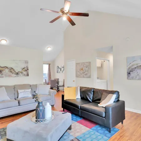 Fenced-yard 3br Near Clt & Hospitals - Dog-friendly - Grill * Charlotte