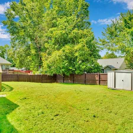 Fenced-yard 3br Near Clt & Hospitals - Dog-friendly - Grill * Charlotte