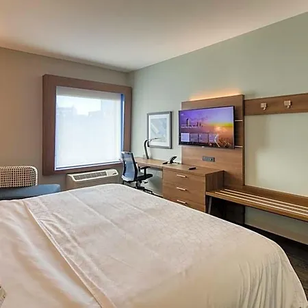 Express & - - South End By Ihg Hotel