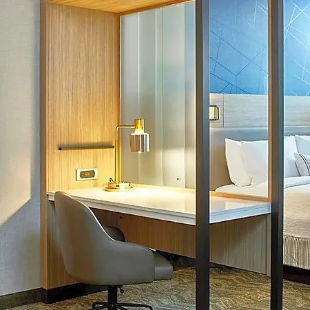 Springhill By Marriott At Carowinds Hotel
