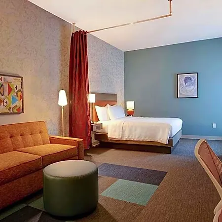 Home2 By Hilton Uptown Hotel
