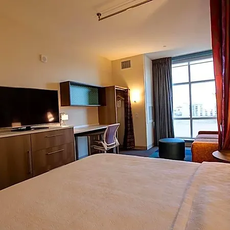Home2 By Hilton Uptown Hotel Charlotte