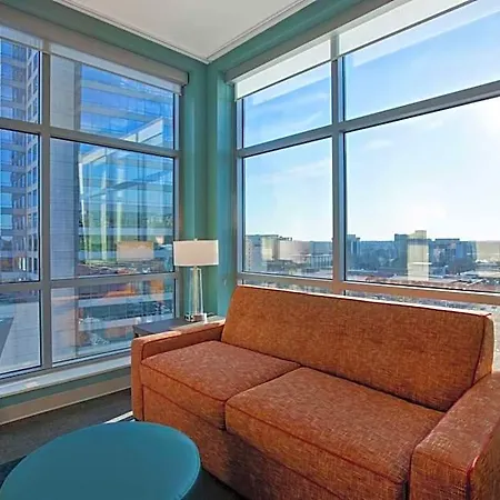Home2 By Hilton Uptown