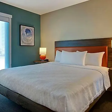Home2 By Hilton Uptown Hotel