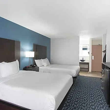 Baymont By Wyndham Hotel 2*