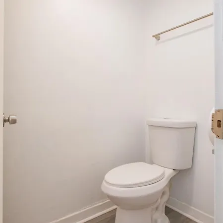 Apartment Lux Mins To 