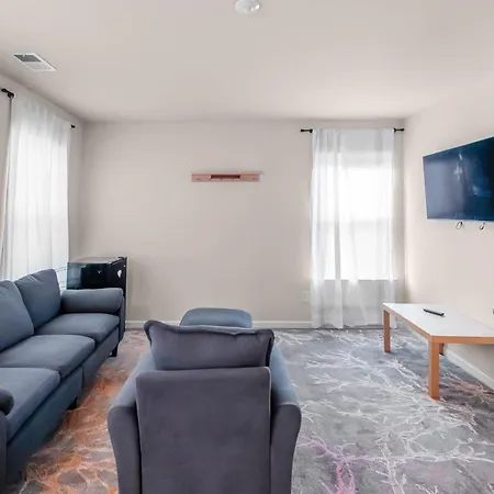 Peaceful 3br House With Ac * Charlotte