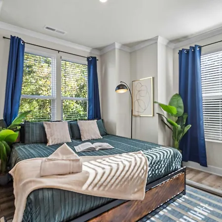 3br Townhouse King Bed Rooftop Uptown Clt