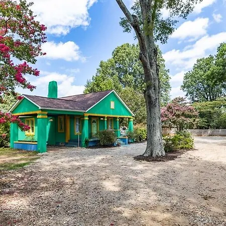 Bohobagh A Vibrant Experience Fully Fenced And Gated For Privacy *