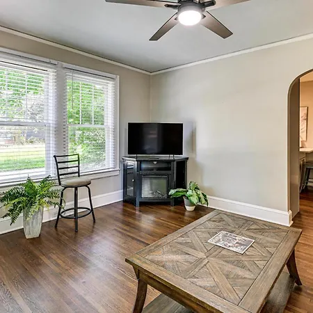 Duplex Close To Uptown And Sports * Charlotte