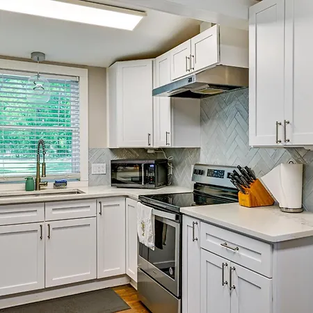 Prime Location Near Center Holiday home *