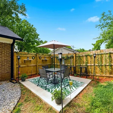 Uptown 3br Oasis - Ice Bath, Firepit, Private Yard Charlotte