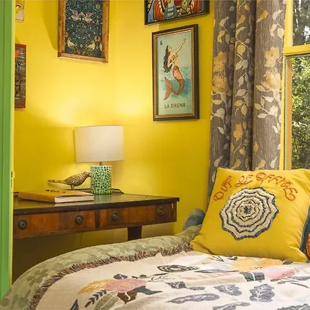 Bohobagh A Vibrant Experience Fully Fenced And Gated For Privacy Holiday home
