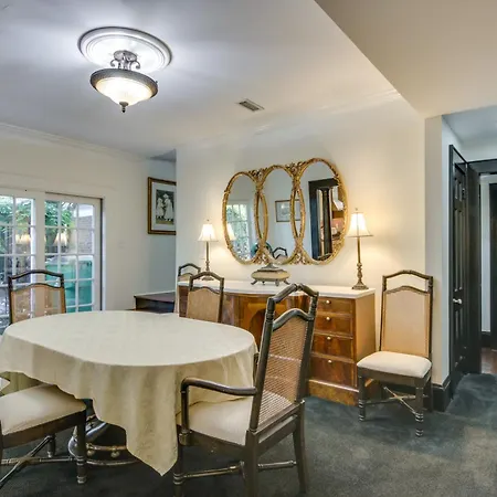 Walk To Dtwn! Historic & Elegant Gem In Holiday home *