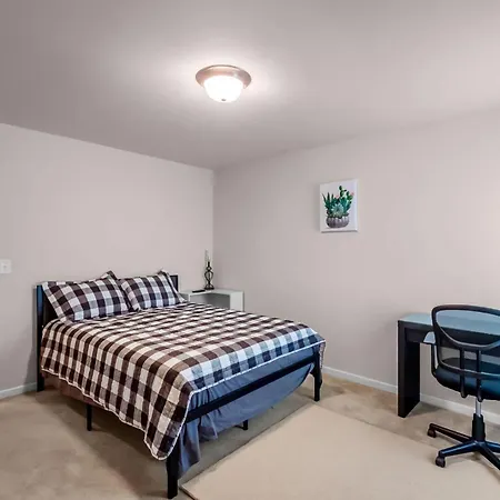 Peaceful 3br House With Ac * Charlotte