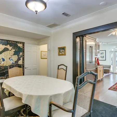 Walk To Dtwn! Historic & Elegant Gem In Holiday home *