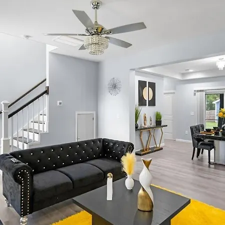 New Near Motor Speedway, Concord Mills And Uncc Holiday home Charlotte