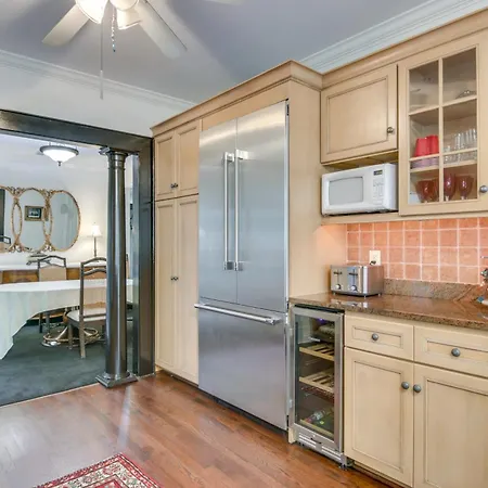 Walk To Dtwn! Historic & Elegant Gem In Holiday home *