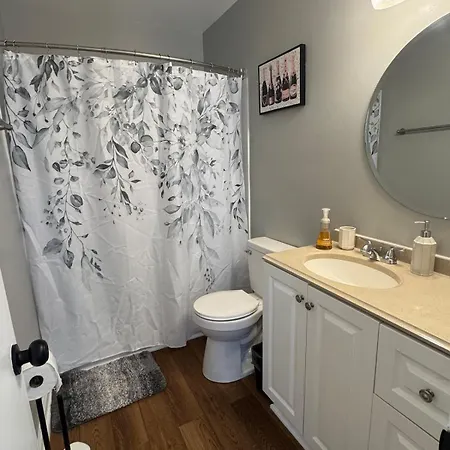 4 Bedroom Townhome - New 2026 *