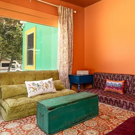 Holiday home Bohobagh A Vibrant Experience Fully Fenced And Gated For Privacy Charlotte