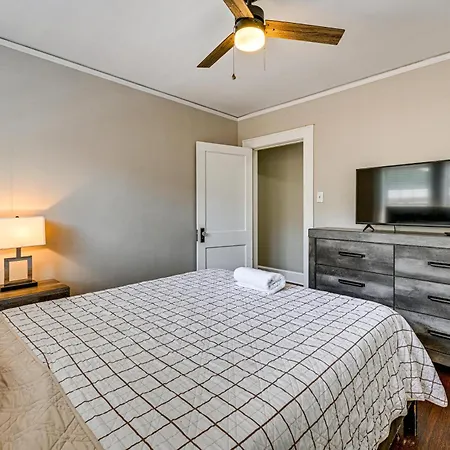Holiday home Duplex Close To Uptown And Sports *